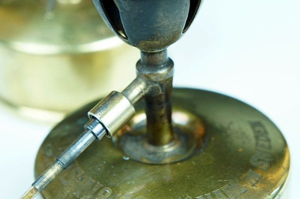 画像5: グラファイトパッキン (#2091) 4mmスピンドル用（小型ヴィンテージストーブ・ケロシンランタン用)　1個 (5)