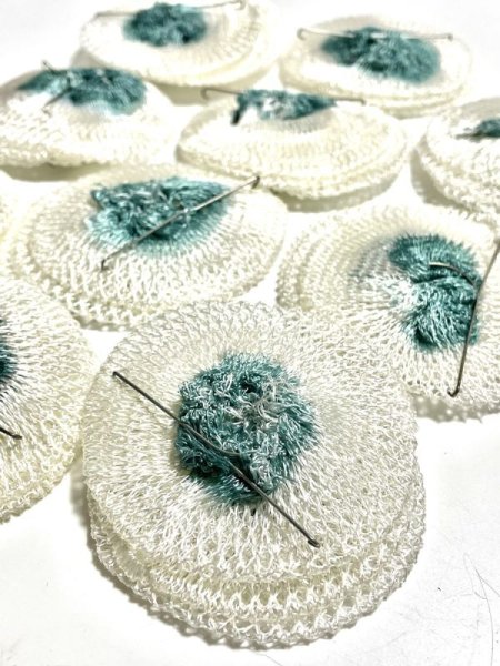 画像2: Coleman コールマン ノーススター用 ３レイヤーチューブマントル クリップタイプ 95-102J 互換品　#2000/2500　１2枚セット (2)