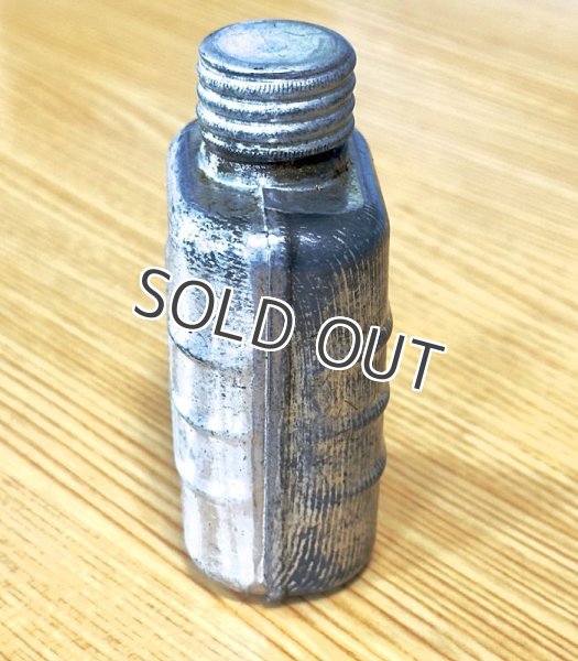 画像6: Vintage Military Surplus 1950‘s ミリタリーオイル缶 アルコールボトル（スピリッツボトル）に！ 85ml ブリキ製 （ユーズド品） (6)