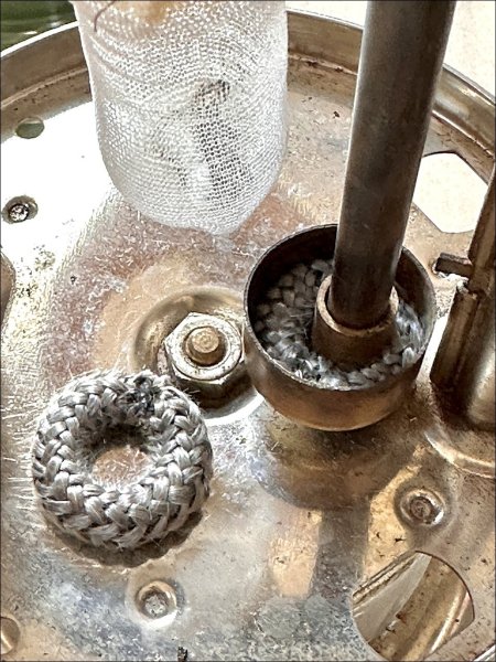 画像4: Coleman（コールマン）ケロシンランタン用 プレヒートウィック #201/#237 — 簡単装着で予熱効率アップ！ (4)